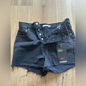 Levi’s Ribcage Shorts